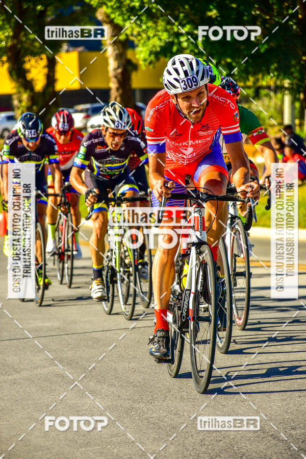 Buy your photos of the event11 Volta Ciclstica de Brusque on Fotop