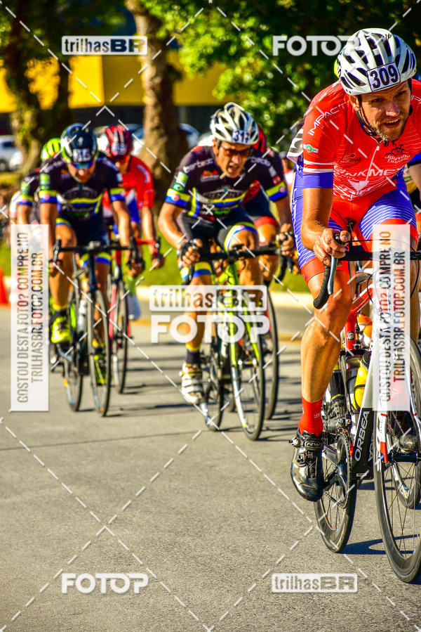 Buy your photos of the event11 Volta Ciclstica de Brusque on Fotop