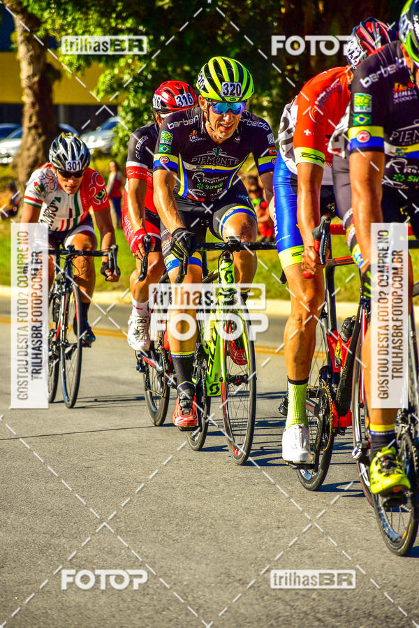 Buy your photos of the event11 Volta Ciclstica de Brusque on Fotop