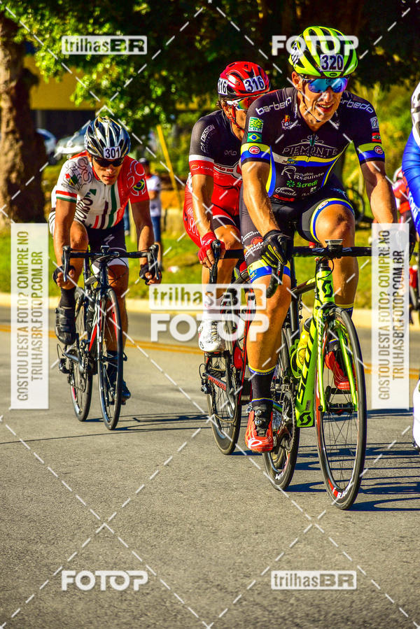 Buy your photos of the event11 Volta Ciclstica de Brusque on Fotop