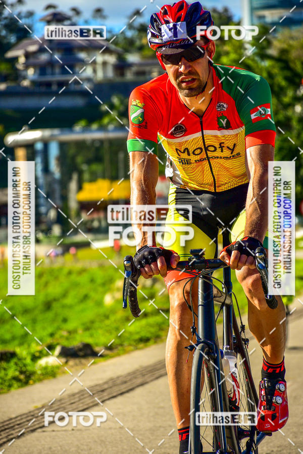 Buy your photos of the event11 Volta Ciclstica de Brusque on Fotop