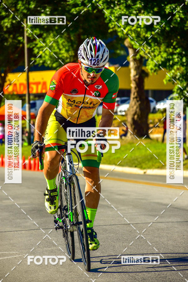 Buy your photos of the event11 Volta Ciclstica de Brusque on Fotop