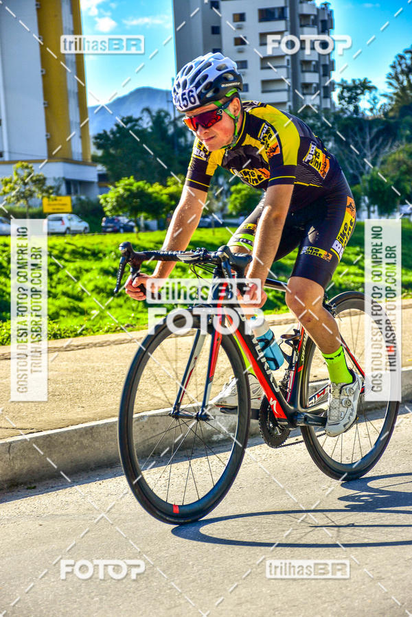 Buy your photos of the event11 Volta Ciclstica de Brusque on Fotop
