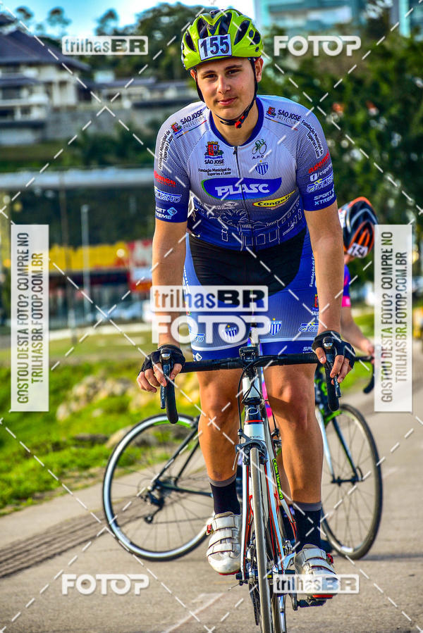 Buy your photos of the event11 Volta Ciclstica de Brusque on Fotop