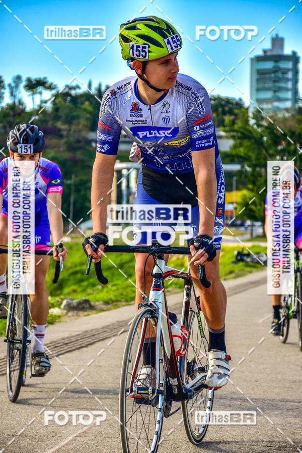 Buy your photos of the event11 Volta Ciclstica de Brusque on Fotop