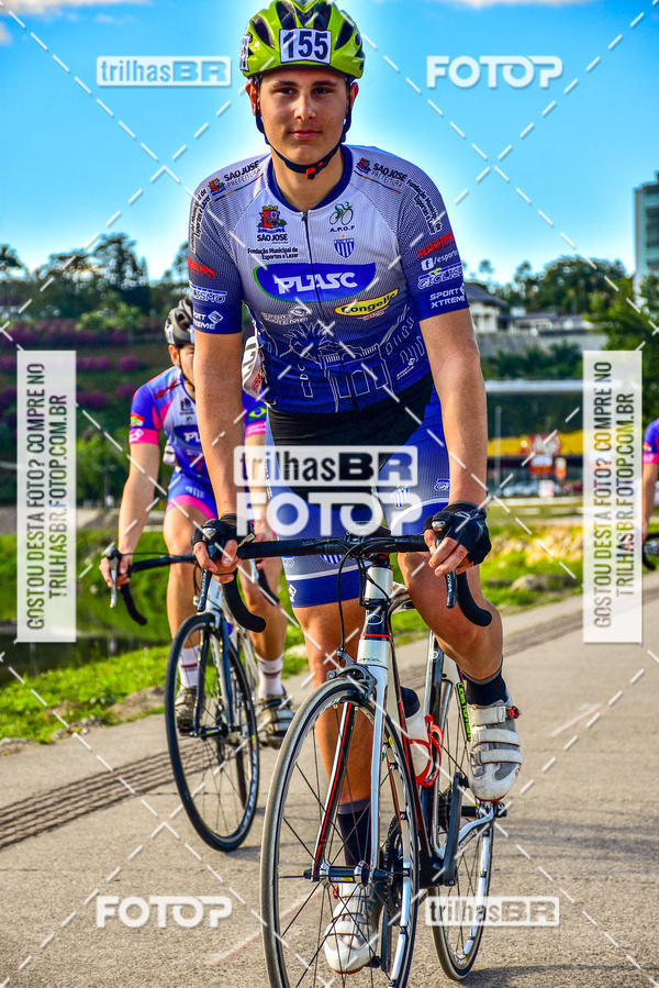 Buy your photos of the event11 Volta Ciclstica de Brusque on Fotop
