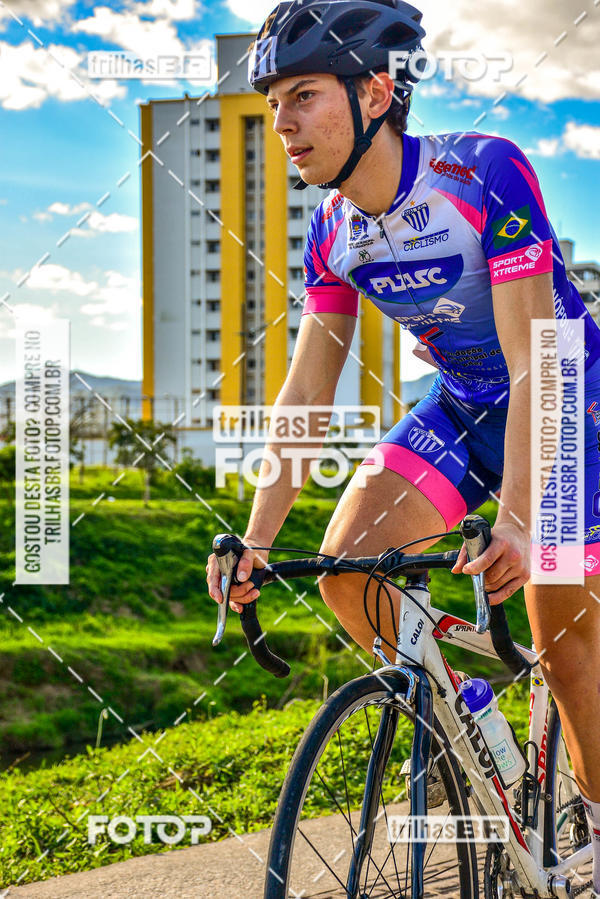 Buy your photos of the event11 Volta Ciclstica de Brusque on Fotop