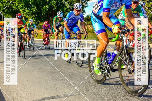 Buy your photos of the event11 Volta Ciclstica de Brusque on Fotop