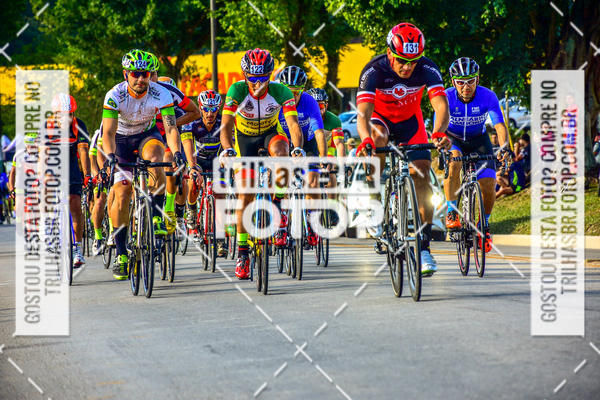 Buy your photos of the event11 Volta Ciclstica de Brusque on Fotop