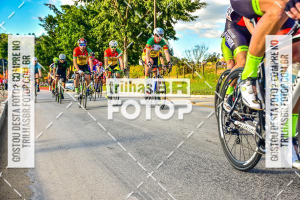 Buy your photos of the event11 Volta Ciclstica de Brusque on Fotop