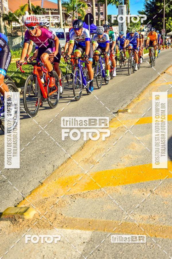 Buy your photos of the event11 Volta Ciclstica de Brusque on Fotop