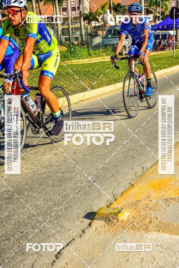 Buy your photos of the event11 Volta Ciclstica de Brusque on Fotop