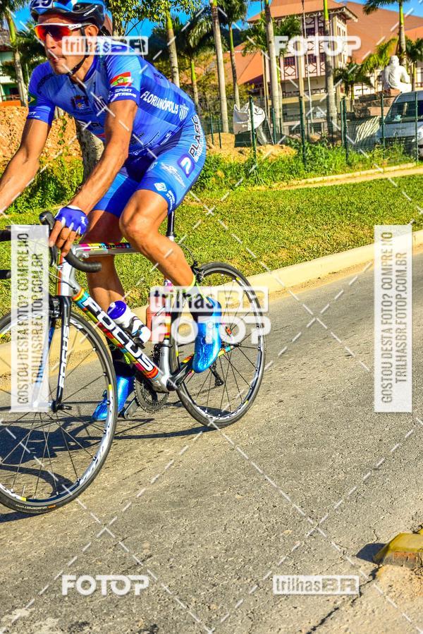 Buy your photos of the event11 Volta Ciclstica de Brusque on Fotop