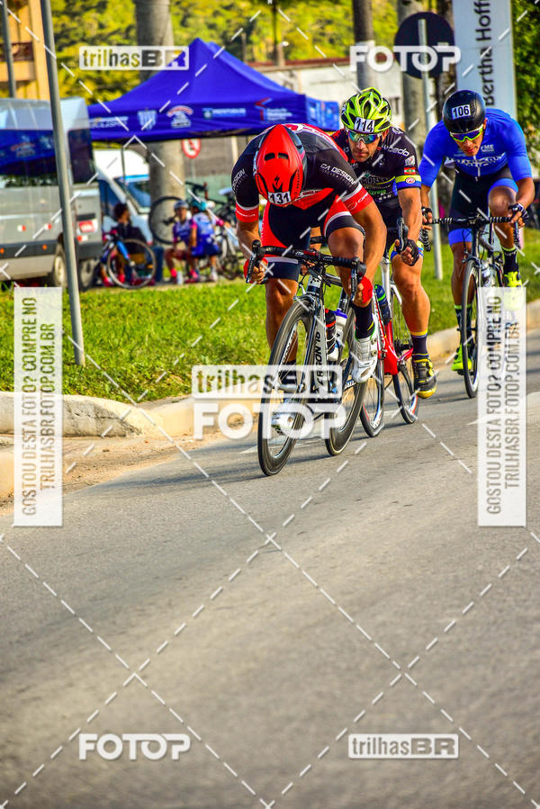 Buy your photos of the event11 Volta Ciclstica de Brusque on Fotop