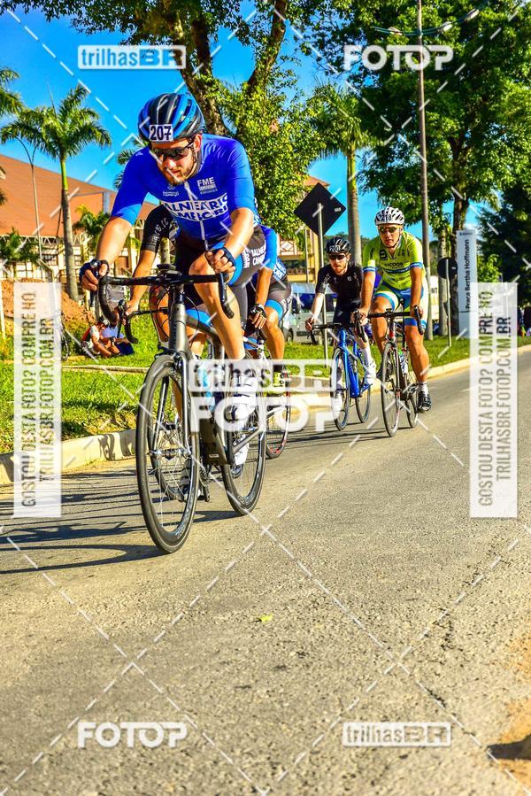 Buy your photos of the event11 Volta Ciclstica de Brusque on Fotop