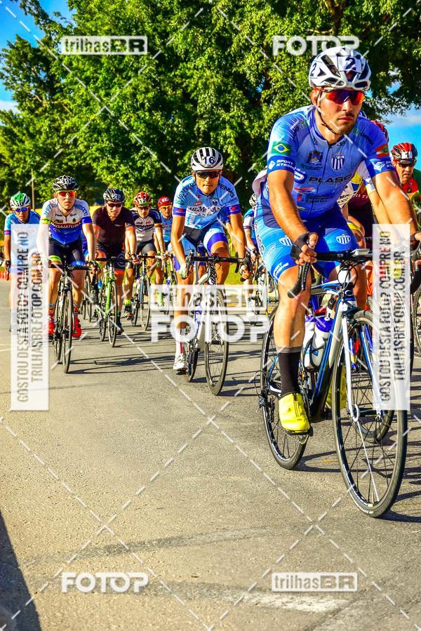 Buy your photos of the event11 Volta Ciclstica de Brusque on Fotop