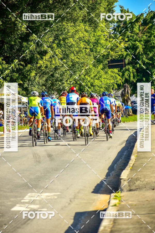 Buy your photos of the event11 Volta Ciclstica de Brusque on Fotop