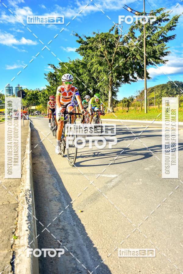 Buy your photos of the event11 Volta Ciclstica de Brusque on Fotop