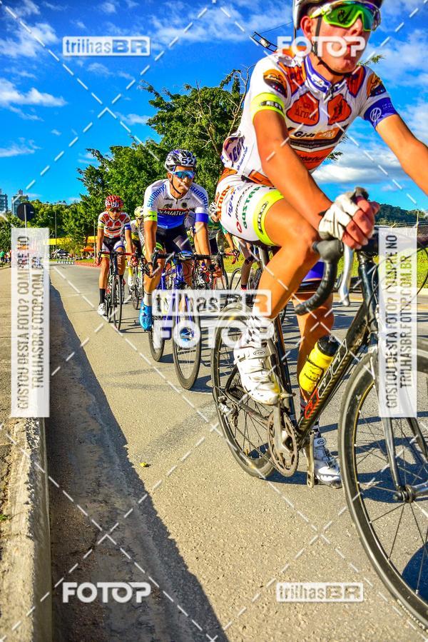 Buy your photos of the event11 Volta Ciclstica de Brusque on Fotop