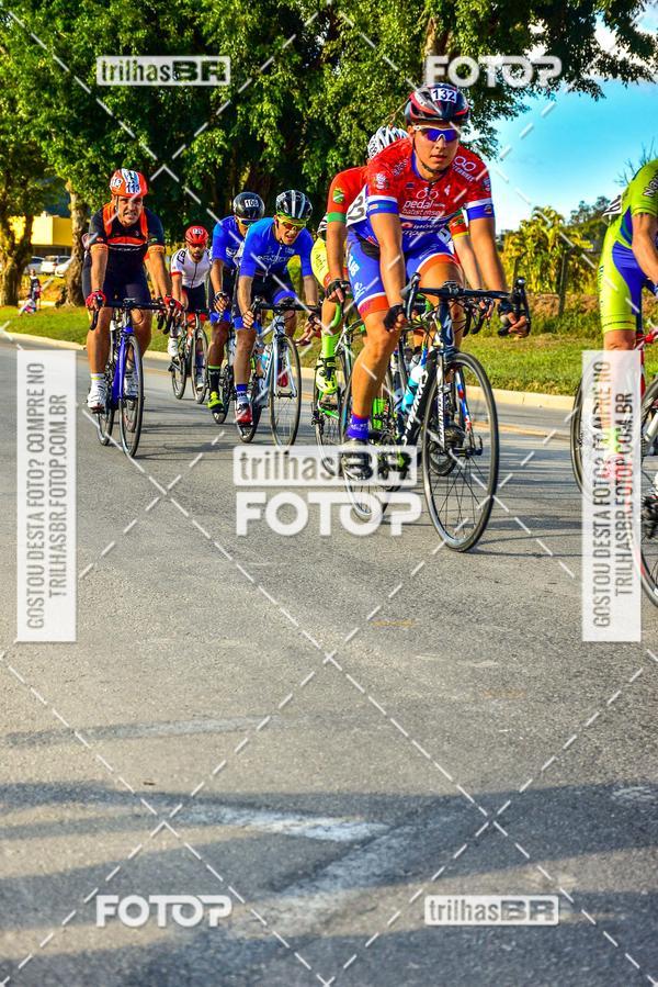 Buy your photos of the event11 Volta Ciclstica de Brusque on Fotop
