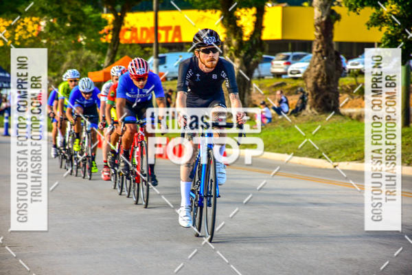 Buy your photos of the event11 Volta Ciclstica de Brusque on Fotop