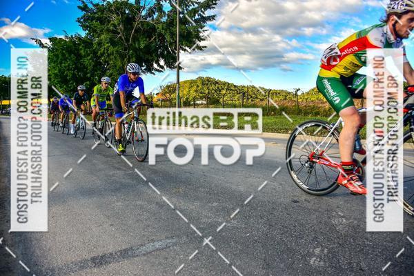 Buy your photos of the event11 Volta Ciclstica de Brusque on Fotop