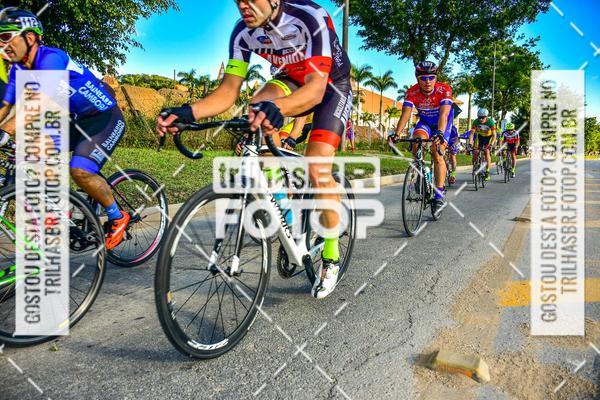 Buy your photos of the event11 Volta Ciclstica de Brusque on Fotop