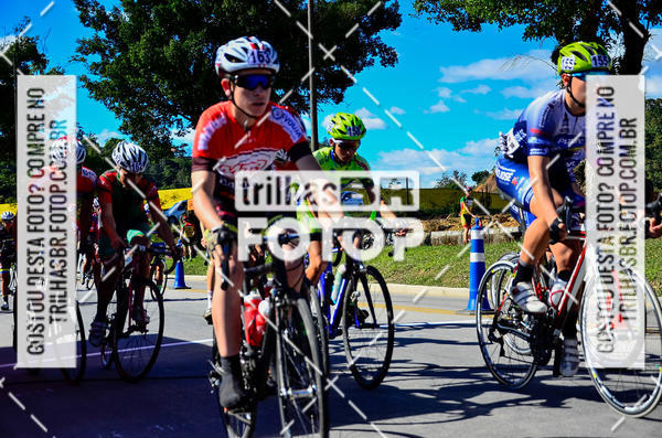 Buy your photos of the event11 Volta Ciclstica de Brusque on Fotop
