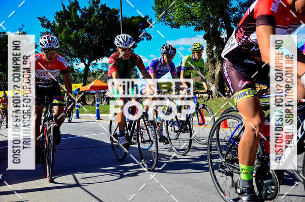 Buy your photos of the event11 Volta Ciclstica de Brusque on Fotop