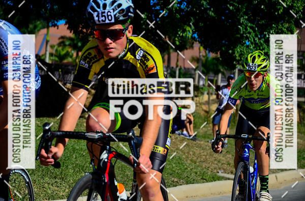 Buy your photos of the event11 Volta Ciclstica de Brusque on Fotop