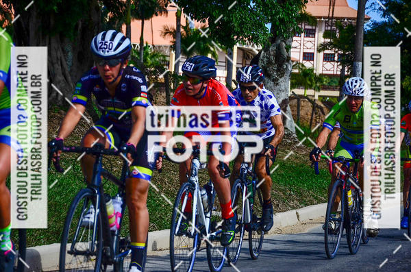 Buy your photos of the event11 Volta Ciclstica de Brusque on Fotop