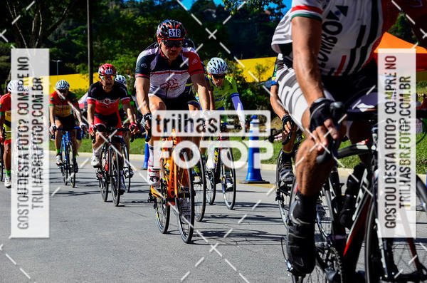 Buy your photos of the event11 Volta Ciclstica de Brusque on Fotop