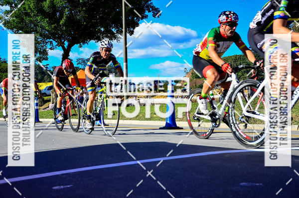 Buy your photos of the event11 Volta Ciclstica de Brusque on Fotop