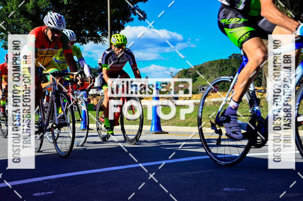 Buy your photos of the event11 Volta Ciclstica de Brusque on Fotop