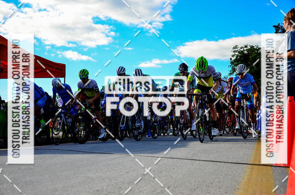 Buy your photos of the event11 Volta Ciclstica de Brusque on Fotop