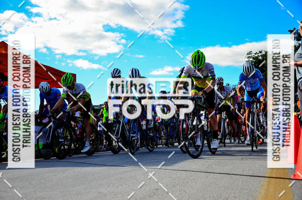 Buy your photos of the event11 Volta Ciclstica de Brusque on Fotop
