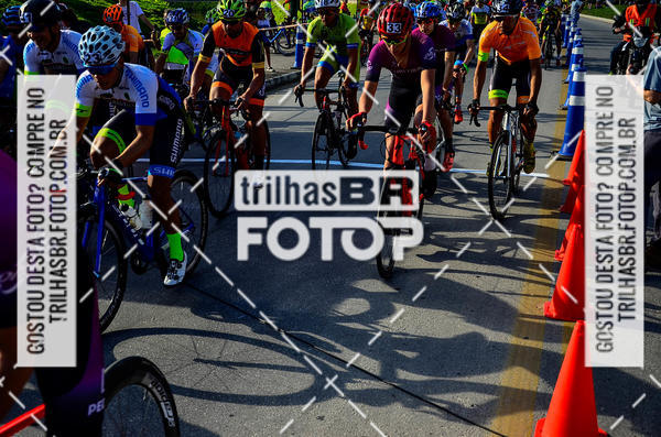 Buy your photos of the event11 Volta Ciclstica de Brusque on Fotop