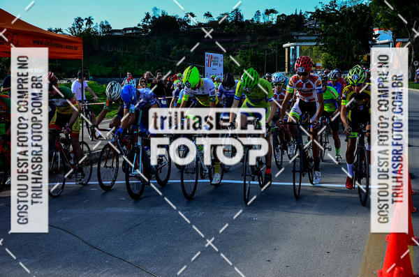 Buy your photos of the event11 Volta Ciclstica de Brusque on Fotop