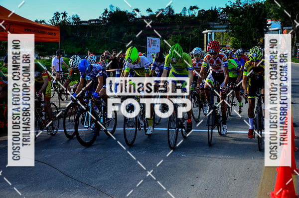 Buy your photos of the event11 Volta Ciclstica de Brusque on Fotop