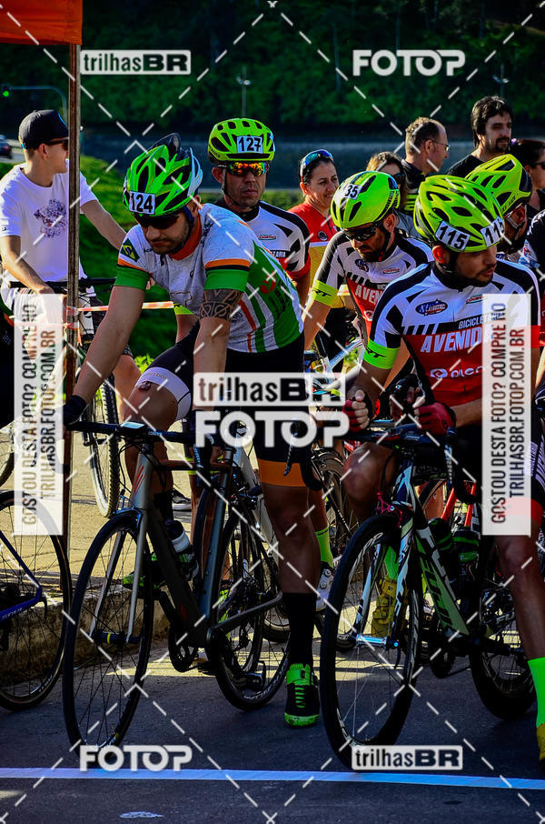Buy your photos of the event11 Volta Ciclstica de Brusque on Fotop