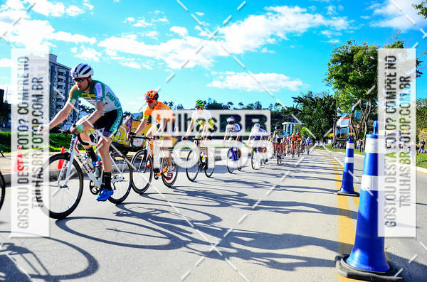 Buy your photos of the event11 Volta Ciclstica de Brusque on Fotop