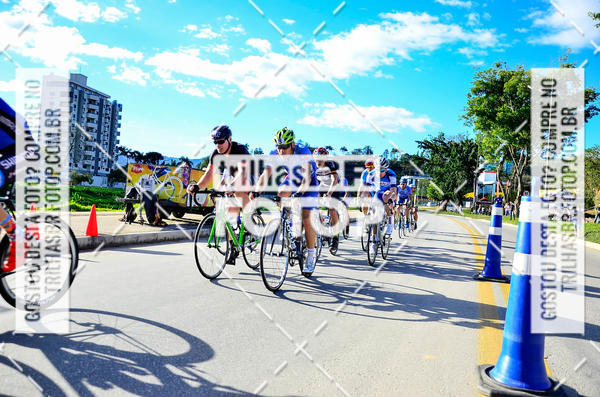 Buy your photos of the event11 Volta Ciclstica de Brusque on Fotop
