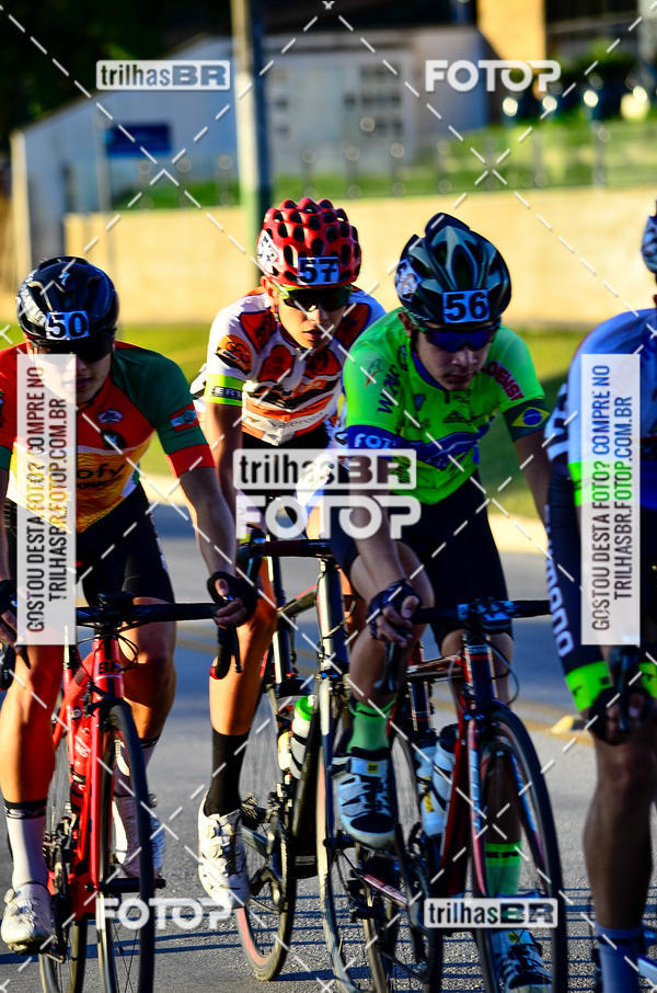 Buy your photos of the event11 Volta Ciclstica de Brusque on Fotop