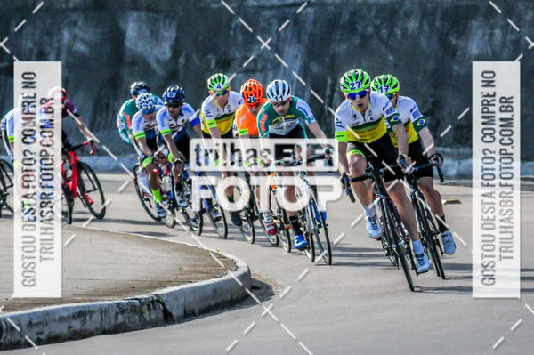 Buy your photos of the event11 Volta Ciclstica de Brusque on Fotop