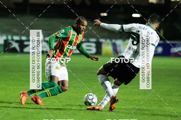 Buy your photos of the eventCampeonato Brasileiro - Sampaio Corr�a x Curitiba on Fotop