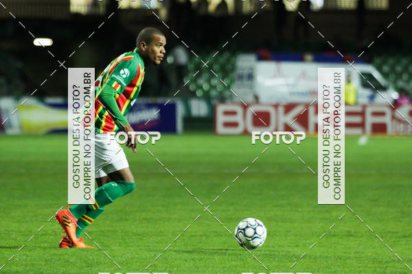 Buy your photos of the eventCampeonato Brasileiro - Sampaio Corr�a x Curitiba on Fotop
