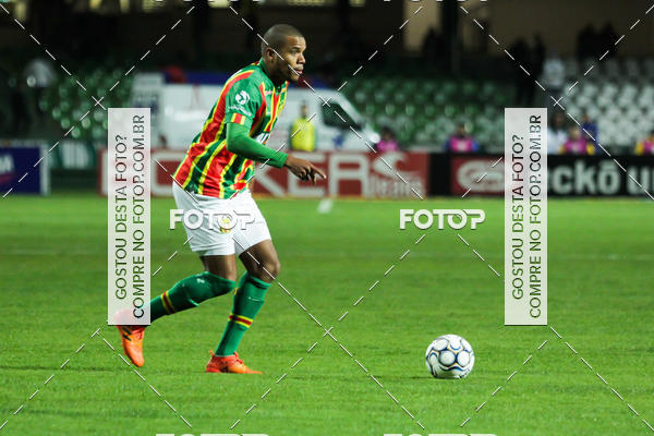 Buy your photos of the eventCampeonato Brasileiro - Sampaio Corr�a x Curitiba on Fotop