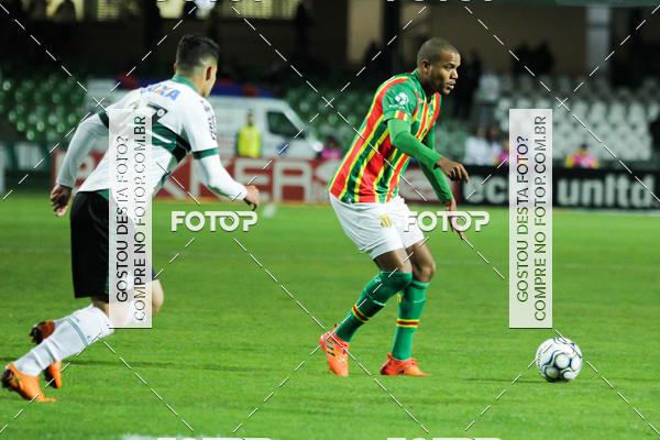 Buy your photos of the eventCampeonato Brasileiro - Sampaio Corr�a x Curitiba on Fotop