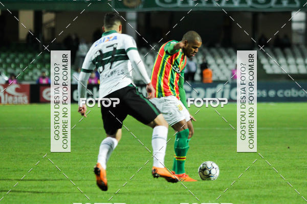Buy your photos of the eventCampeonato Brasileiro - Sampaio Corr�a x Curitiba on Fotop