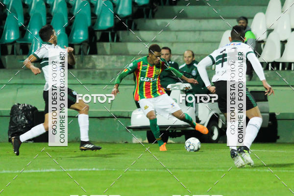 Buy your photos of the eventCampeonato Brasileiro - Sampaio Corr�a x Curitiba on Fotop